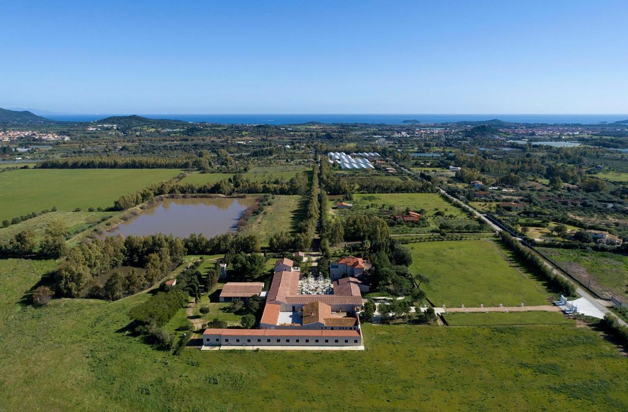 Villa Cavalieri Country Hotel Pula Luaran gambar