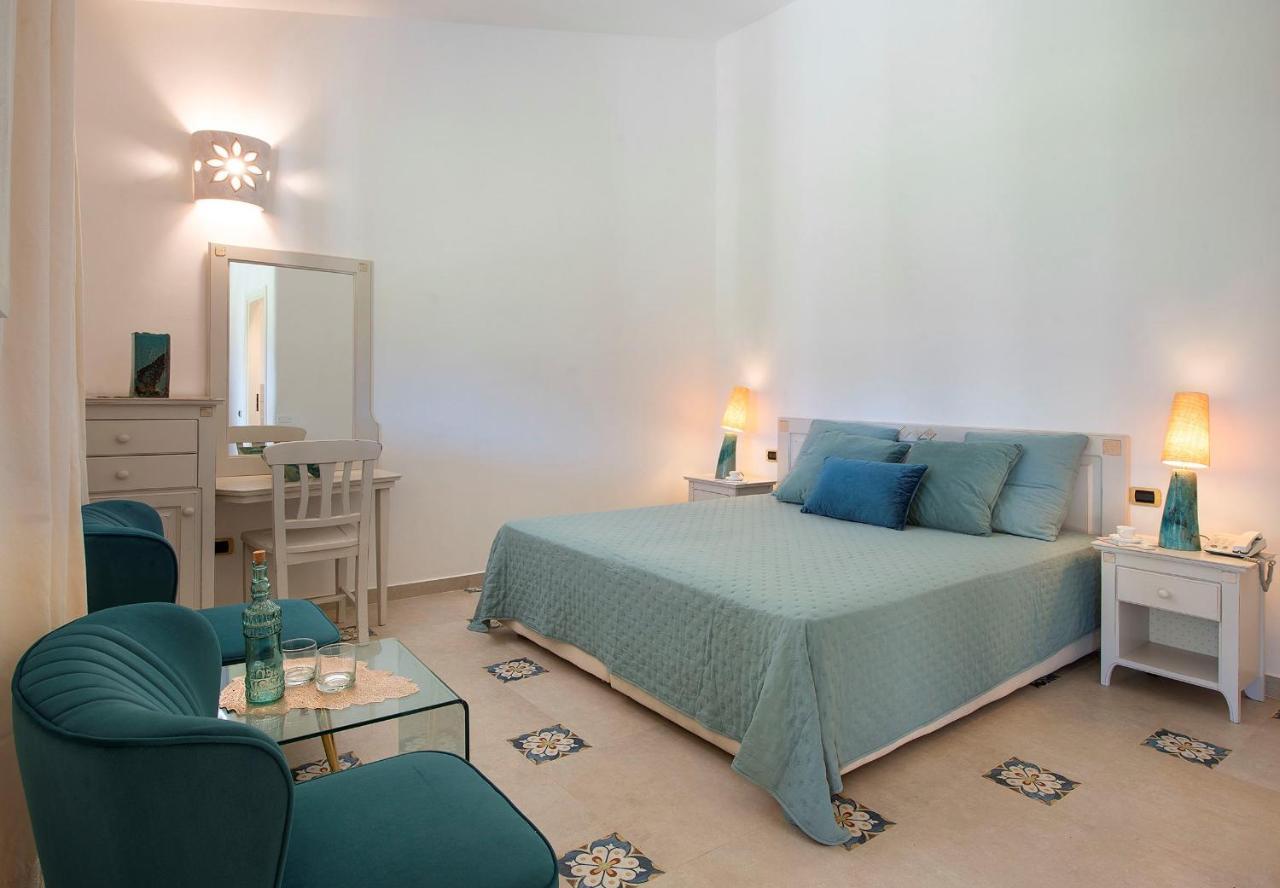 Villa Cavalieri Country Hotel Pula Luaran gambar