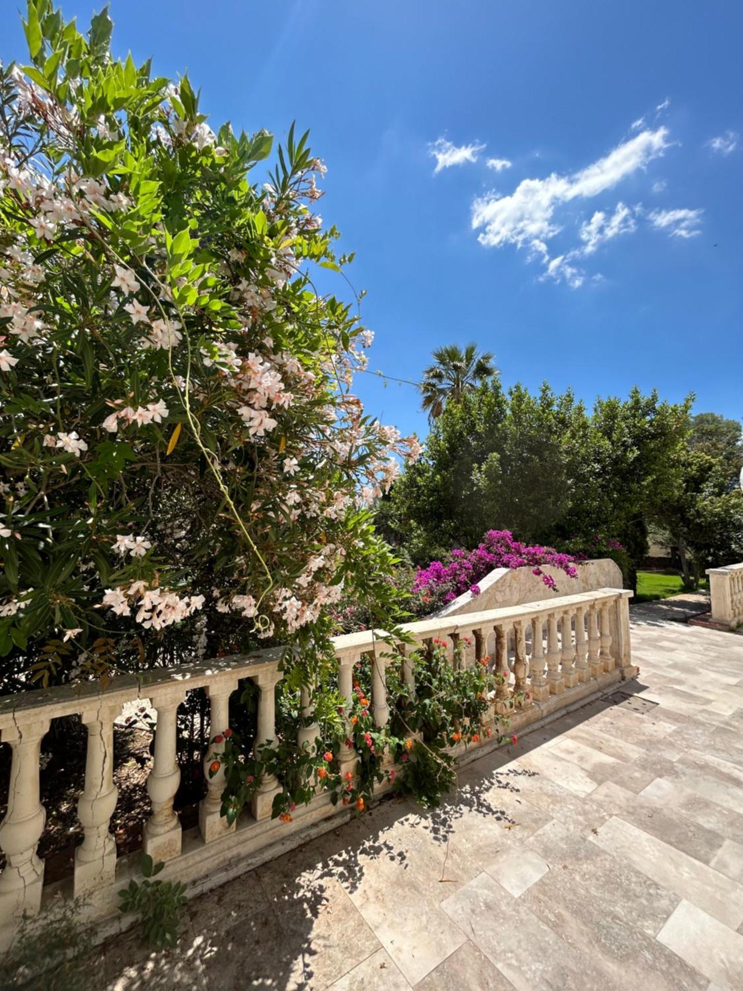 Villa Cavalieri Country Hotel Pula Luaran gambar